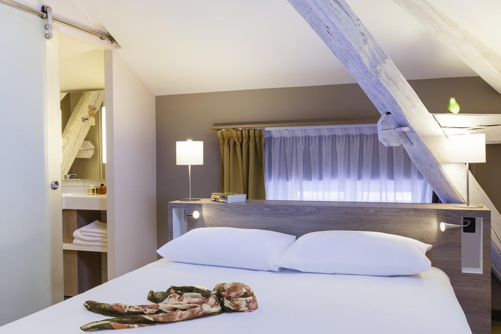 Hotel Ibis Styles Chaumont Centre Gare Exterior foto
