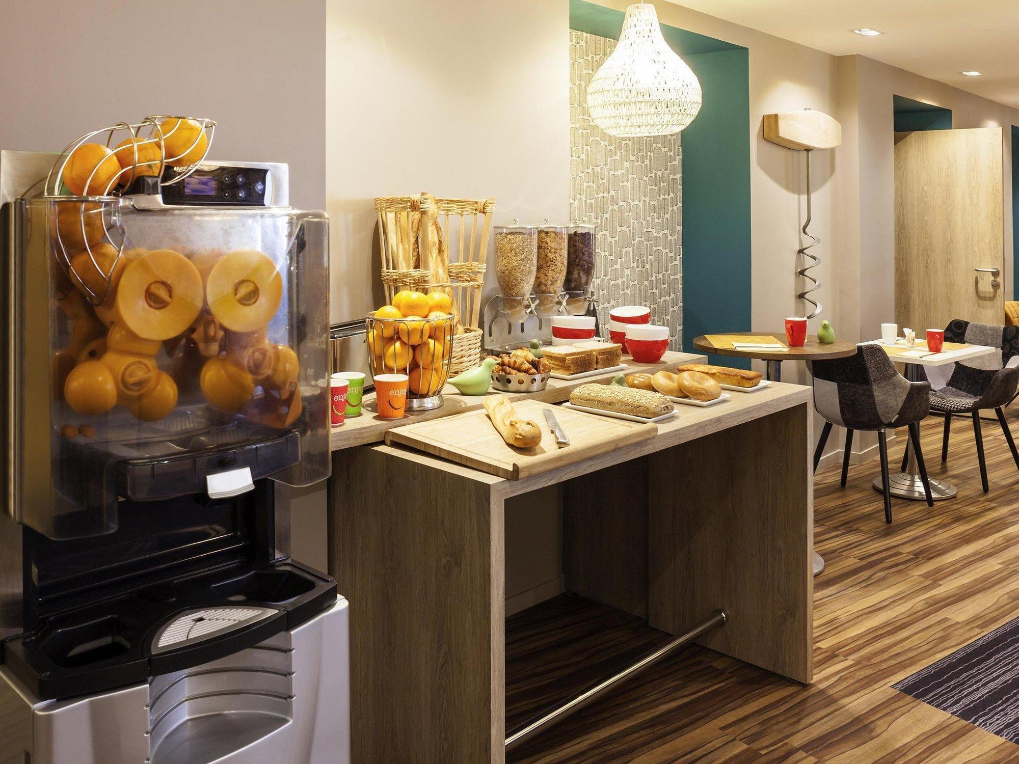 Hotel Ibis Styles Chaumont Centre Gare Exterior foto