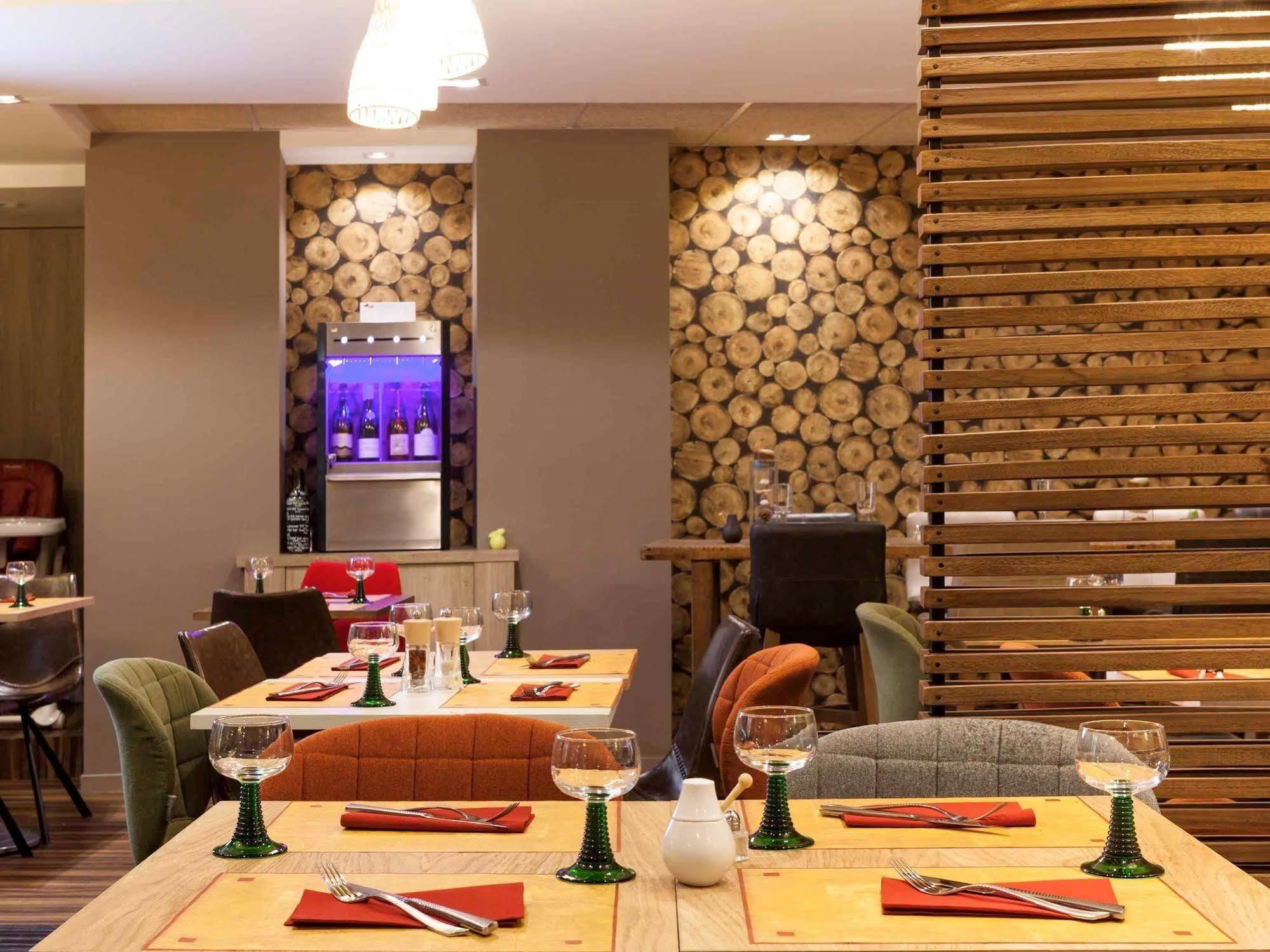 Hotel Ibis Styles Chaumont Centre Gare Exterior foto