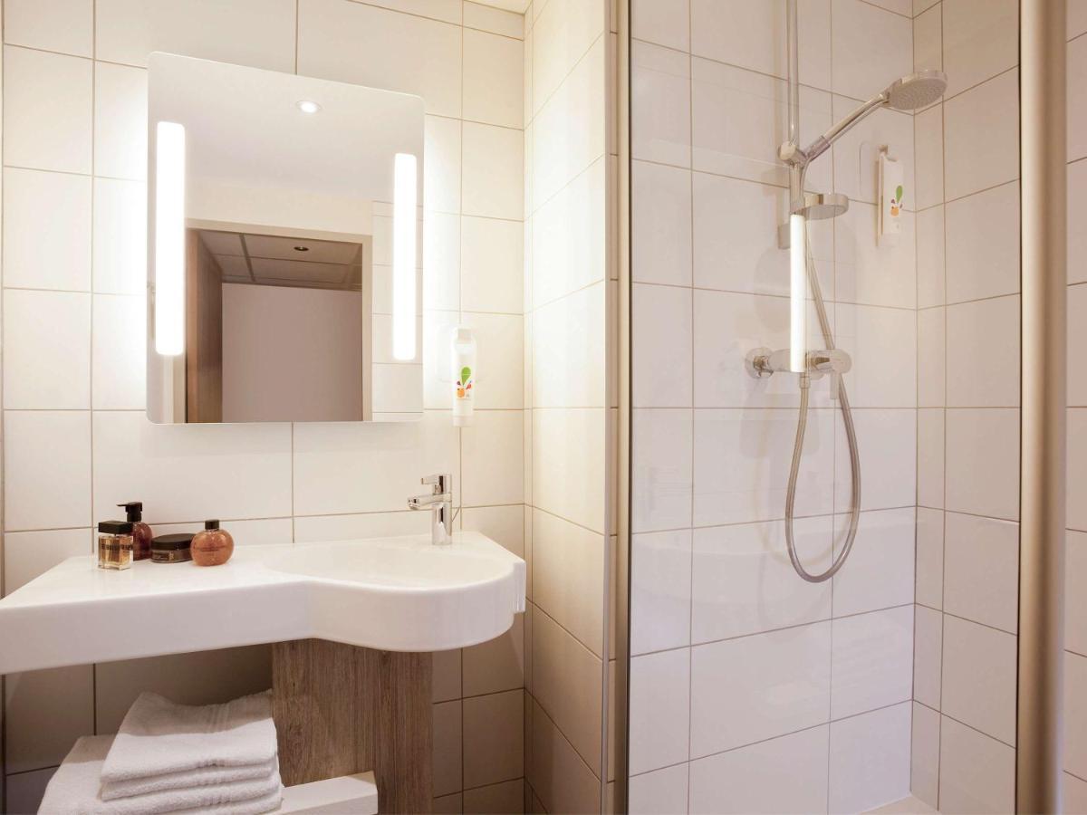 Hotel Ibis Styles Chaumont Centre Gare Exterior foto